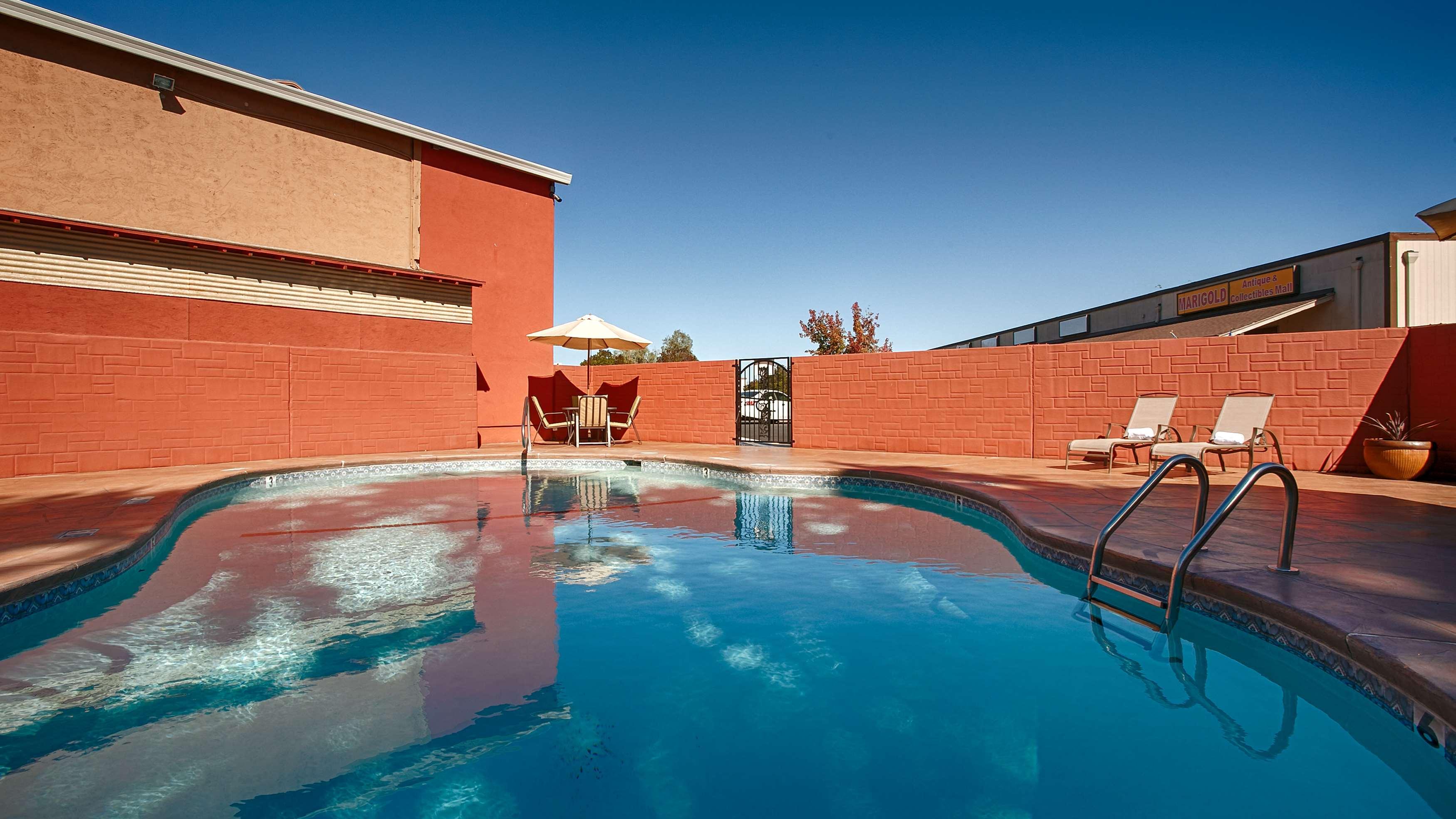 Best Western Anderson Inn Екстериор снимка