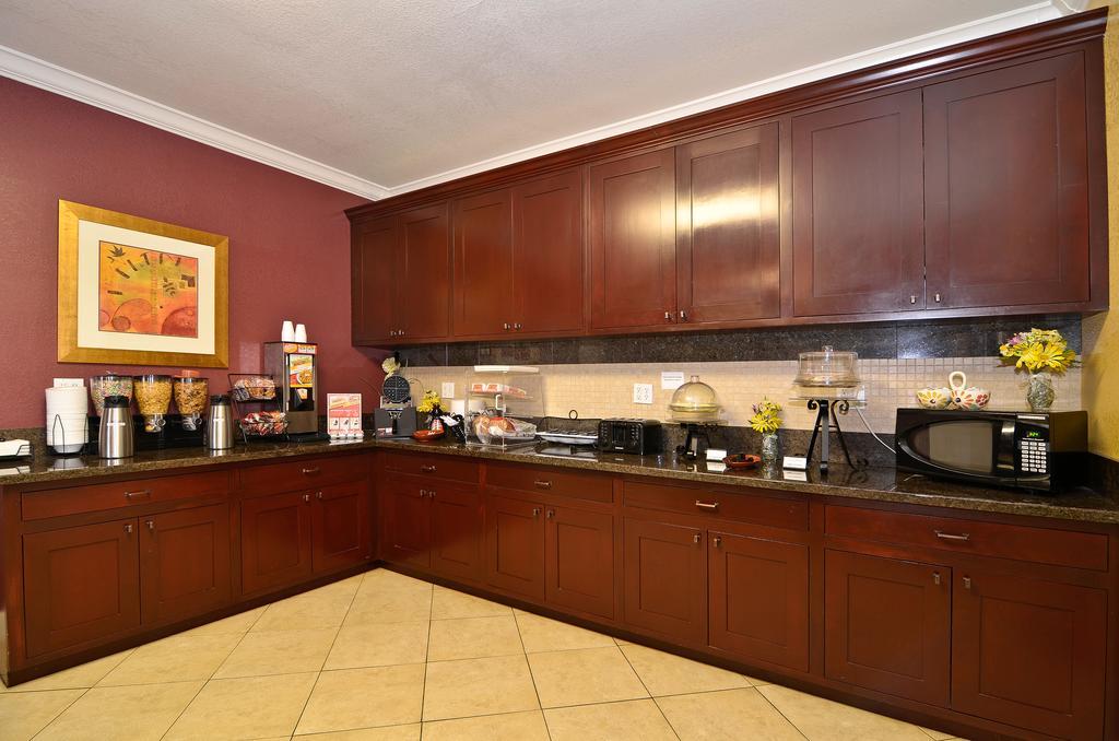 Best Western Anderson Inn Екстериор снимка